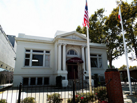 Carnegie Library in Vacaville; CC Jimmy Emerson, DVM
