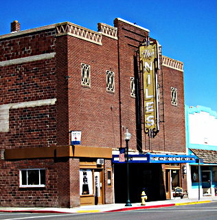 The Niles Theater in Alturas; CC Don Barrett