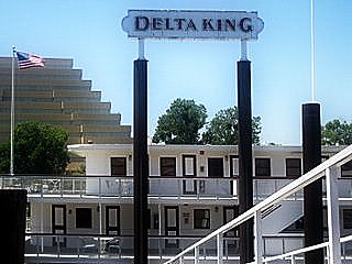 Delta King Riverboat Hotel; Photo by Wolf Rosenberg