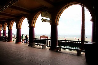 Santa Cruz Co Boardwalk Arches CC David Prasad