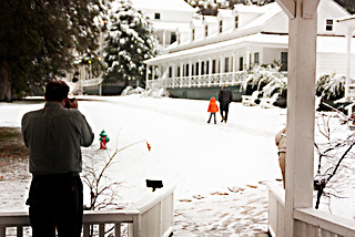 Wawona Hotel in Winter; CC Chris D 2006